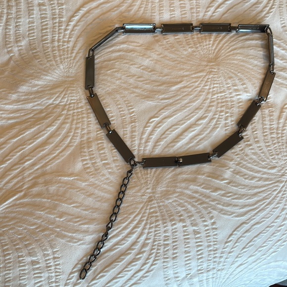 Pewter Belt - Made in Spain Adjustable Metallic chain belt, 31 in/ 5 in of chain - Picture 14 of 17